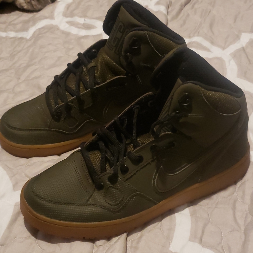 Nike air force ordered by like new